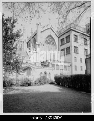 Grace Church, 9ème et Broadway, New York. Jardin sud vertical, à la chaire extérieure. Collection Gottscho-Schleisner Banque D'Images