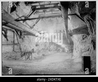 Pittsburgh plate Glass Co., Columbia Chemical Division. Collection Underground III Gottscho-Schleisner Banque D'Images