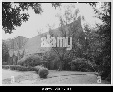 Église Luke, Forest Hills, long Island, New York. Extérieur III. Collection Gottscho-Schleisner Banque D'Images