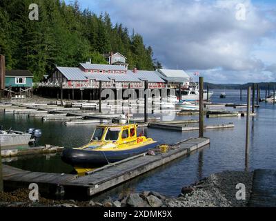 Tour du monde bateau à moteur Spirit of Cardiff à Telegraph Cove, Île de Vancouver, Colombie-Britannique, Canada. Banque D'Images