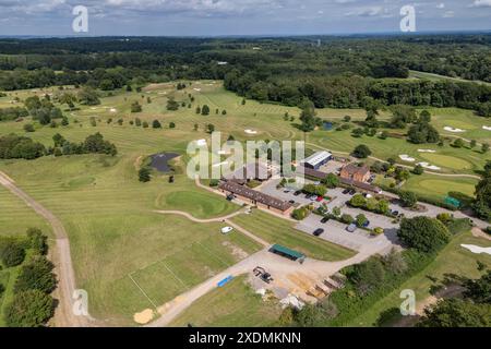 Vue aérienne du club House du Royal Ascot Golf Club, Ascot, Berkshire, Royaume-Uni. Banque D'Images