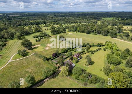 Vue aérienne du Royal Ascot Golf Club, Ascot, Berkshire, Royaume-Uni. Banque D'Images