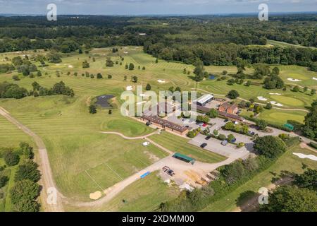 Vue aérienne du club House du Royal Ascot Golf Club, Ascot, Berkshire, Royaume-Uni. Banque D'Images