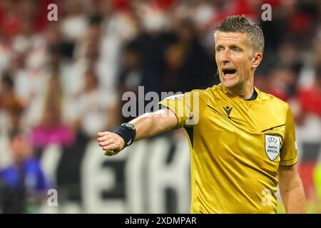 23 juin 2024, Hesse, Francfort/M. : Football : Championnat d'Europe, Suisse - Allemagne, tour préliminaire, groupe A, jour de match 3, Frankfurt Arena, arbitre Daniele Orsato officie le match. Photo : Christian Charisius/dpa Banque D'Images