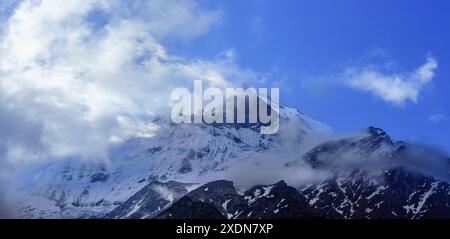 Machhapuchhare, Mt Fishtail dans l'Himalaya du Népal, Machapuchare, la montagne sacrée du Népal, Machhapuchhare : l'énigmatique pic Fishtail de Nepa Banque D'Images