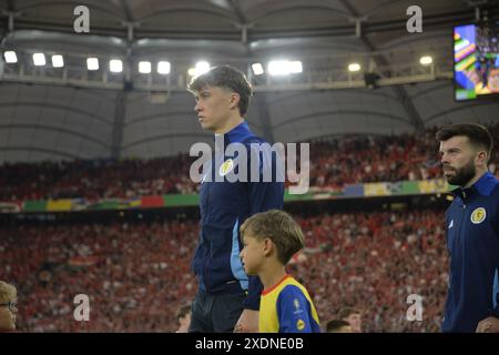 Stuttgart, Allemagne. 24 juin 2024. Cérémonie d'avant-match avant le match entre l'Écosse et la Hongrie à Stuttgart lors de L'EURO 2024 crédit : Paul Blake/Alamy News Banque D'Images