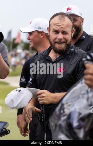 Nashville, États-Unis. 23 juin 2024. Tyrrell Hatton est le grand gagnant du tournoi de golf LIV de Nashville au Grove à College Grove, Tennessee, le 23 juin 2024. (Photo de Kindell Buchanan/Sipa USA crédit : Sipa USA/Alamy Live News Banque D'Images