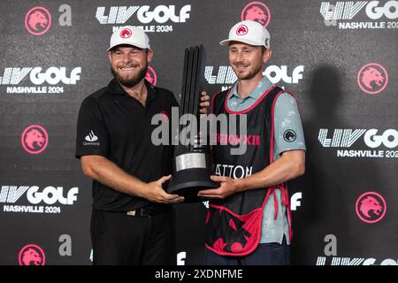 Nashville, États-Unis. 23 juin 2024. Tyrrell Hatton est le grand gagnant du tournoi de golf LIV de Nashville au Grove à College Grove, Tennessee, le 23 juin 2024. (Photo de Kindell Buchanan/Sipa USA) crédit : Sipa USA/Alamy Live News Banque D'Images