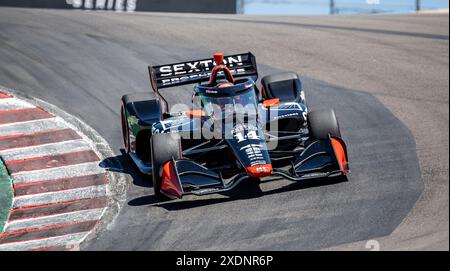 22 juin 2024 Monterey, CA, États-Unis A. J. Foyt Enterprises pilote Santino Ferrucci des États-Unis(14)descendant le tire-bouchon lors du Firestone Grand Prix de Monterey IndyCar Practice 2 à WeatherTech Raceway Laguna Seca Monterey, CA Thurman James/CSM Banque D'Images