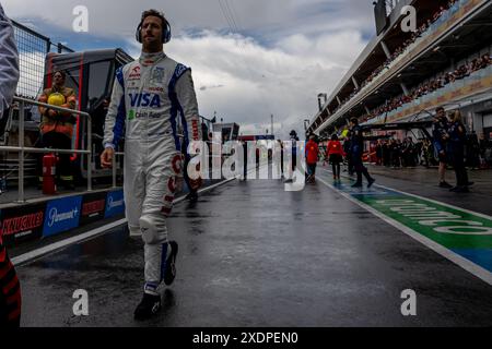 CIRCUIT GILLES VILLENEUVE, CANADA - 09 JUIN : Daniel Ricciardo, Visa Cash App RB F1 Team AT04 lors du Grand Prix du Canada au circuit Gilles Villeneuve le dimanche 09 juin 2024 à Montréal, Canada. (Photo de Michael Potts/BSR Agency) Banque D'Images