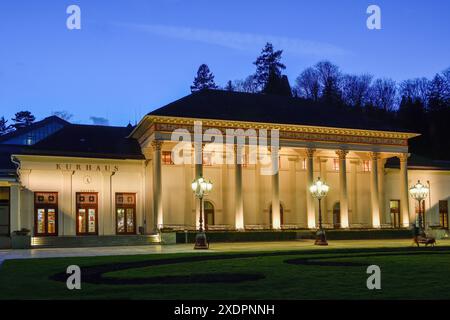 Géographie / voyage, Allemagne, Bade-Wuertemberg, kurhaus au dernier jour, heure bleue, Bade-Baden, ADDITIONAL-RIGHTS-LEARANCE-INFO-NOT-AVAILABLE Banque D'Images