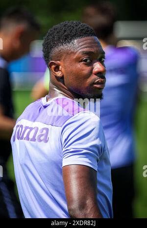 Bruxelles, Belgique. 24 juin 2024. Francis Amuzu d'Anderlecht photographié lors d'une séance d'entraînement de l'équipe belge de football RSC Anderlecht, lundi 24 juin 2024 à Bruxelles, en préparation de la prochaine saison 2024-2025 de la première division Jupiler Pro League. BELGA PHOTO VIRGINIE LEFOUR crédit : Belga News Agency/Alamy Live News Banque D'Images