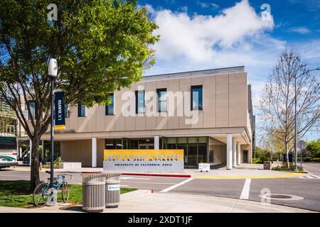 Davis, Californie États-Unis - 23 mars 2017 : entrée au centre d'accueil de l'UC Davis. Banque D'Images