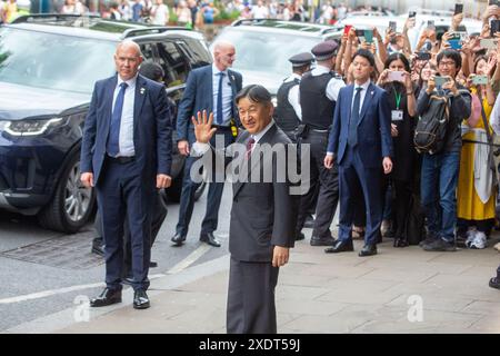 Londres, Angleterre, Royaume-Uni. 23 juin 2024. L'empereur du Japon NARUHITO arrive à Japan House à Londres. (Crédit image : © Tayfun Salci/ZUMA Press Wire) USAGE ÉDITORIAL SEULEMENT! Non destiné à UN USAGE commercial ! Banque D'Images