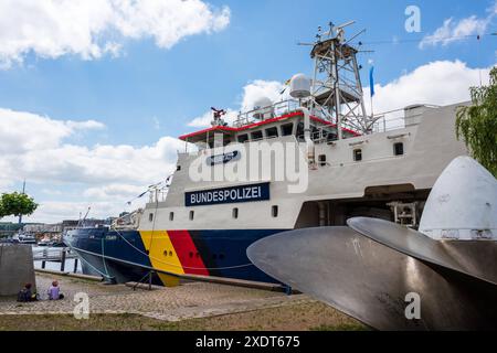 Kiel, Deutschland, 24. Jun. 24 Impressionen von der Kieler Woche 2024 im Bereich der Hörn, und sdem Germaniabecken dem Endausläufer der Kieler Förde *** Kiel, Allemagne, 24 juin 24 impressions du Kieler Woche 2024 dans la région de Hörn, et du Germaniabecken, dernier tronçon du fjord de Kiel Banque D'Images