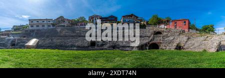Une vue panoramique sur l'amphithéâtre romain de Durres, Albanie en été Banque D'Images
