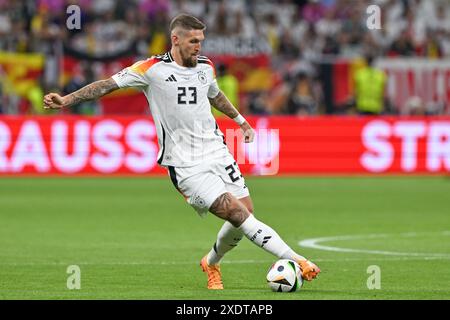 Francfort, Allemagne. 23 juin 2024. Robert Andrich (23 ans) d'Allemagne photographié lors d'un match de football entre les équipes nationales de Suisse et d'Allemagne le troisième jour du groupe A dans la phase de groupes du tournoi UEFA Euro 2024, le dimanche 23 juin 2024 à Francfort, Allemagne . Crédit : Sportpix/Alamy Live News Banque D'Images