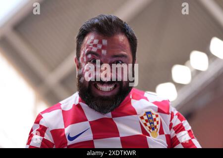 Leipzig, Germanie. 24 juin 2024. Croatie supporter lors du match de football Euro 2024 entre la Croatie et l'Italie au stade de Leipzig, Leipzig, Allemagne - lundi 24 juin 2024. Sport - Football. (Photo de Fabio Ferrari/LaPresse) crédit : LaPresse/Alamy Live News Banque D'Images