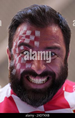 Leipzig, Germanie. 24 juin 2024. Croatie supporter lors du match de football Euro 2024 entre la Croatie et l'Italie au stade de Leipzig, Leipzig, Allemagne - lundi 24 juin 2024. Sport - Football. (Photo de Fabio Ferrari/LaPresse) crédit : LaPresse/Alamy Live News Banque D'Images