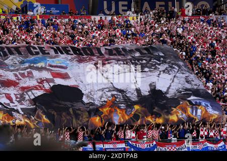 Leipzig, Germanie. 24 juin 2024. Les supporters de Croatie lors du match de football Euro 2024 entre la Croatie et l'Italie au stade de Leipzig, Leipzig, Allemagne - lundi 24 juin 2024. Sport - Football. (Photo de Fabio Ferrari/LaPresse) crédit : LaPresse/Alamy Live News Banque D'Images