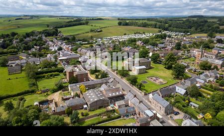 Vue aérienne par drone de Greenlaw Town, Scottish Borders. Écosse, Royaume-Uni Banque D'Images