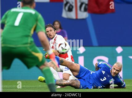 LEIPZIG, ALLEMAGNE - 24 JUIN : Federico Dimarco lors du match de la phase de groupes UEFA EURO 2024 entre la Croatie et l'Italie au stade de football de Leipzig le 24 juin 2024 à Leipzig, Allemagne. Photo : Marko Lukunicj/Pixsell crédit : Pixsell/Alamy Live News Banque D'Images