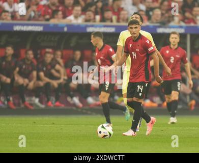 Dusseldorf, Allemagne. 24 juin 2024. Qazim Laci de l'Albanie lors de l'EURO 2024, match de football du groupe B entre l'Albanie et l'Espagne le 24 juin 2024 à l'Arena Dusseldorf, Dusseldorf, Allemagne. Crédit : Nderim Kaceli/Alamy Live News Banque D'Images