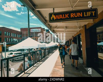 Promenade dans le Strip District de Pittsburgh en Pennsylvanie Banque D'Images