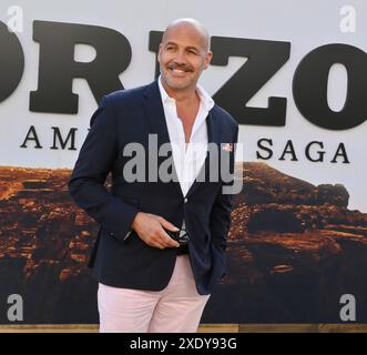 Los Angeles, États-Unis. 24 juin 2024. Billy Zane assiste à la première du drame occidental 'Horizon : an American Saga - Chapter 1' au Regency Theatre de Los Angeles le lundi 24 juin 2024. Storyline : raconte une période de 15 ans d'expansion et de colonisation de l'Ouest américain avant et après la guerre de Sécession. Photo de Jim Ruymen/UPI crédit : UPI/Alamy Live News Banque D'Images