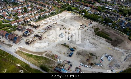 Vue aérienne du Wellington Gardens Development par Abbey New Homes Cross Road, Walmer, sur ce qui était un site vert, à la périphérie de la ville. Banque D'Images