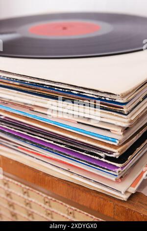 Pile des disques vinyles Banque D'Images