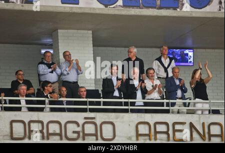 Porto, Portugal. 23 juin 2024. Porto, 23/06/2024 - Futebol Clube do Porto a accueilli Sport Lisboa e Benfica cet après-midi au Pavillon de l'Arena de Dragão, dans un match comptant pour le match 03 - Championnat national de hockey sur roulettes - finale - 2023/2024 crédit : Atlantico Press/Alamy Live News Banque D'Images