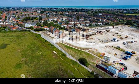 Vue aérienne du Wellington Gardens Development par Abbey New Homes Cross Road, Walmer, sur ce qui était un site vert, à la périphérie de la ville. Banque D'Images