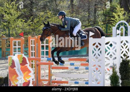 Championnats de poney d'Allemagne du Sud compétition de saut de poney Kranichsteiner Hof Banque D'Images