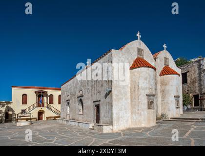 Église de deux nefs au monastère de Saint Jean le théologien, monastère de Preveli, près de Plakias, Crète centrale, Grèce Banque D'Images