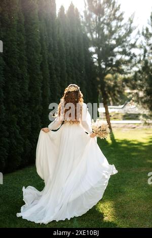 Robe de mariée parfaite le jour du mariage Banque D'Images