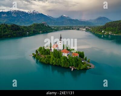 Lac de Bled avec église sur une petite île Banque D'Images