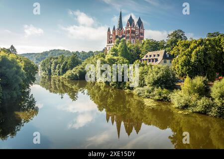 Géographie / voyage, Allemagne, Hesse, vue depuis le vieux pont de Lahn à la cathédrale de Limbourg, Limbourg, AUTORISATION-DROITS-SUPPLÉMENTAIRES-INFO-NON-DISPONIBLE Banque D'Images