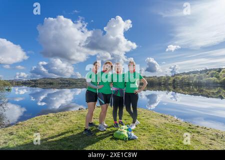 Le seul défi amusant multisport féminin, qui a eu lieu au Gartan Outdoor Education & Training Centre , Churchill, Letterkenny, Co. Donegal, Irlande. Banque D'Images