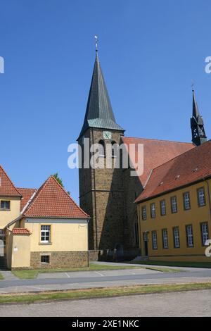 Église paroissiale de Saint Vincentius BersenbrÃ¼ck, Allemagne Banque D'Images