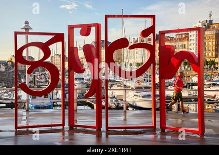 '''Las letronas'', Juan Jareño Sculpture, Port, Marina, Gijón, Asturias, Espagne, Europe Banque D'Images