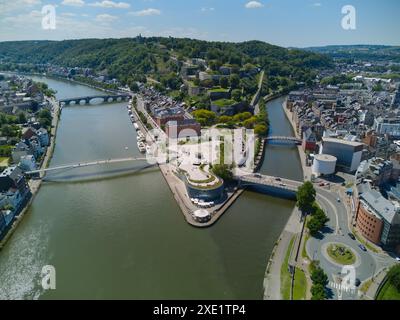 Citadelle fortifiée de Namur au confluent des rivières Seine et sambre à Namur, Belgique. Vue aérienne. Banque D'Images