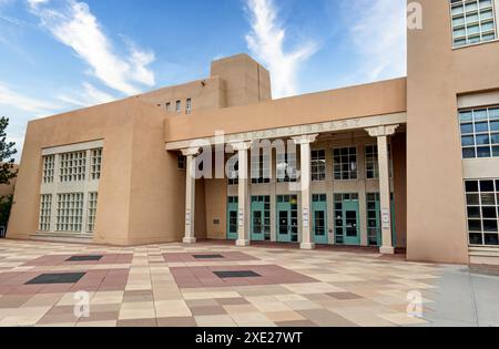 ALBUQUERQUE, NM, États-Unis - 15 MAI 2024 : Bibliothèque Zimmerman à l'Université du Nouveau-Mexique. Banque D'Images