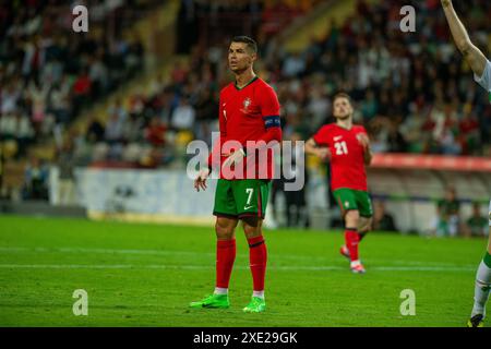 Cristiano Ronaldo action contre l'Irlande Banque D'Images