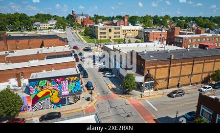Vue aérienne de la vibrante murale du centre-ville de Huntington Indiana Banque D'Images
