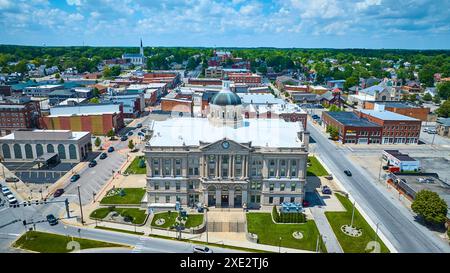 Vue aérienne du palais de justice de Huntington et du centre-ville de l'Indiana Banque D'Images