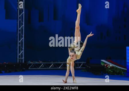 Darja Varfolomeev (GER) vu lors de la finale de la Coupe du monde de gymnastique rythmique FIG 2024 Milan au Forum Unipol. Banque D'Images