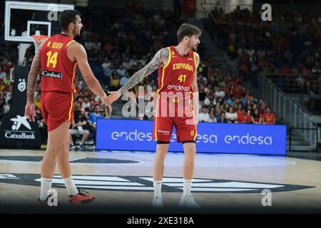 Willy Hernangomez et Juancho Hernangomez, d’Espagne, lors du match international de basket-ball joué entre l’Espagne et l’Italie au Wizink Center Pavilio Banque D'Images