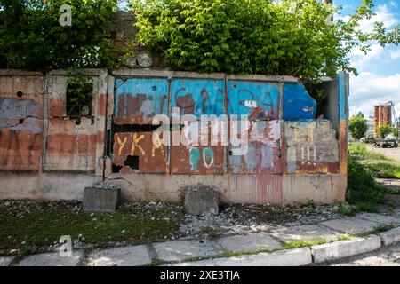 Kupiansk, Ukraine, 24 juin 2024 paysage urbain de Kupiansk en zone de guerre. La ville a été touchée plus durement par les bombardements russes. L'infrastructure civile est le russe Banque D'Images