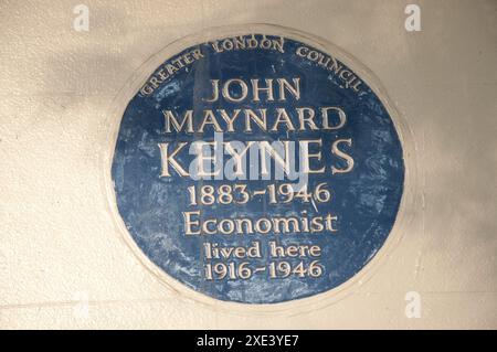 Plaque sur la maison occupée par John Maynard Keynes à Gordon Square, Bloomsbury, Londres, Angleterre, Royaume-Uni Banque D'Images